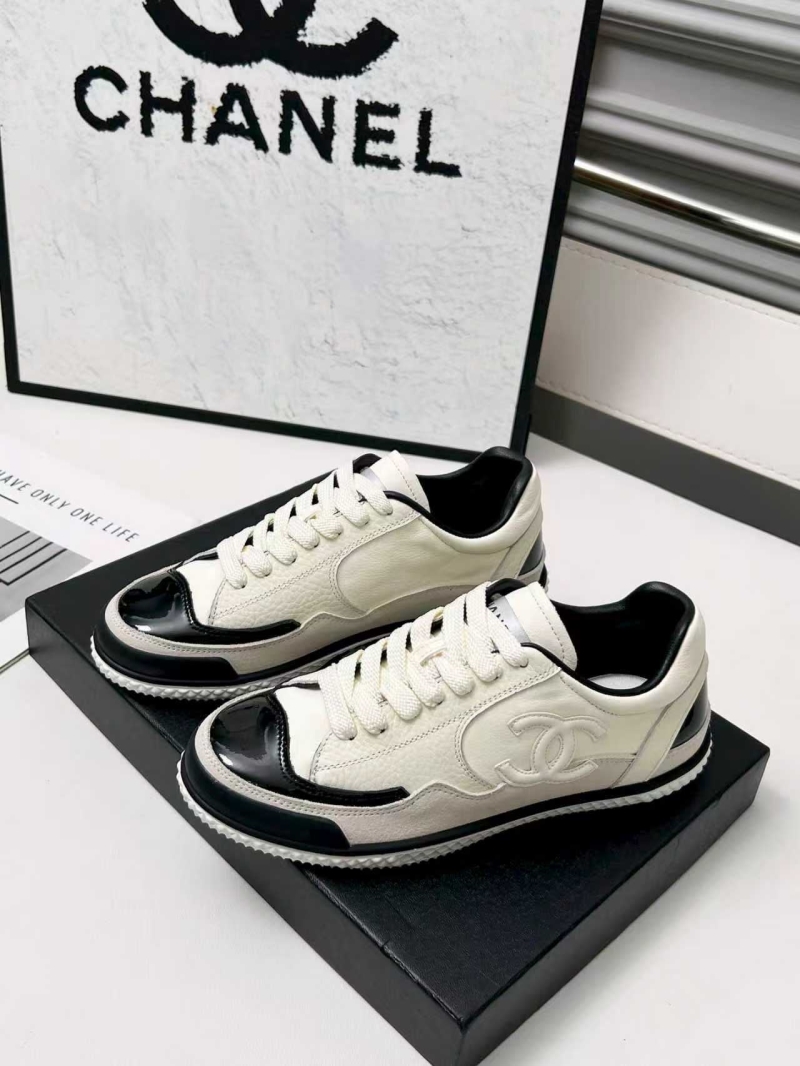 Ch**el sport shoes